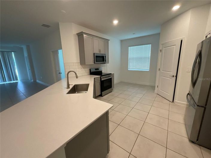 Image No.5-4 Bed House for sale