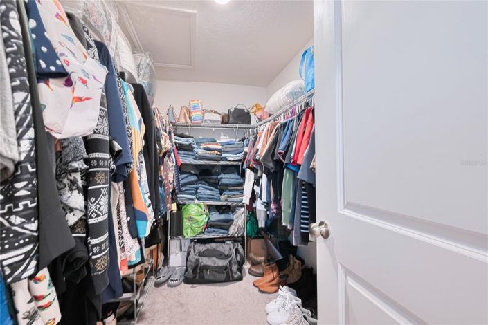 Image No.36-5 Bed House for sale