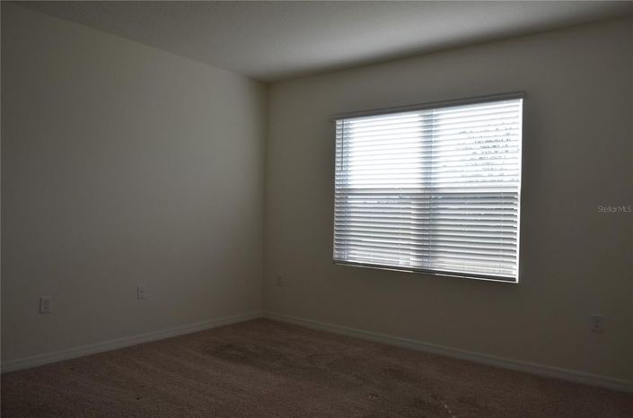 Image No.10-3 Bed House for sale