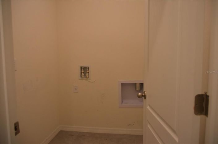 Image No.15-3 Bed House for sale