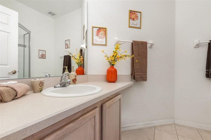 Image No.16-4 Bed House for sale