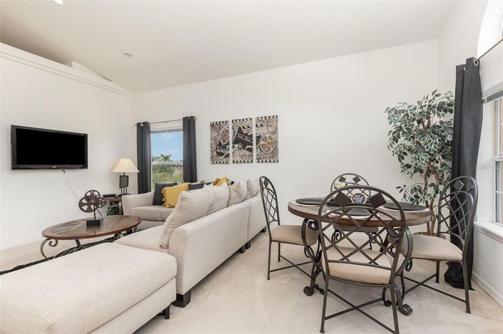 Image No.6-4 Bed House for sale