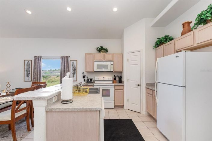 Image No.7-4 Bed House for sale