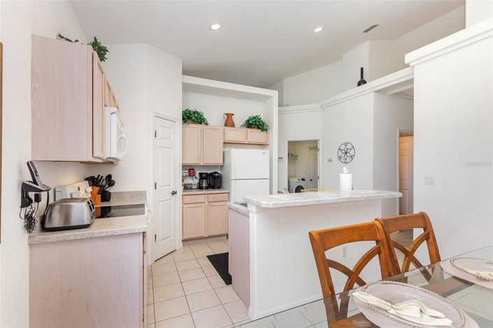 Image No.8-4 Bed House for sale