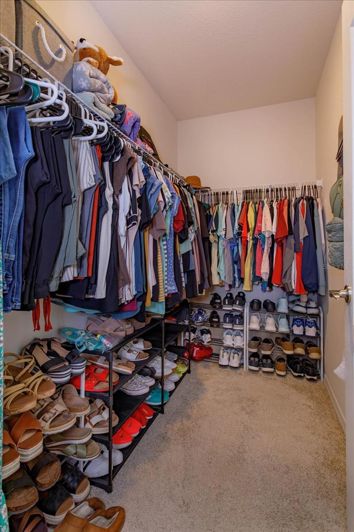 Image No.18-3 Bed House for sale