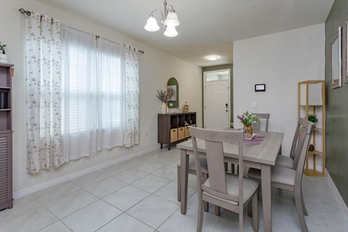 Image No.6-3 Bed House for sale