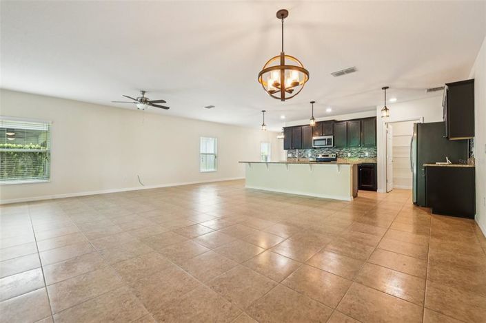 Image No.6-3 Bed House for sale