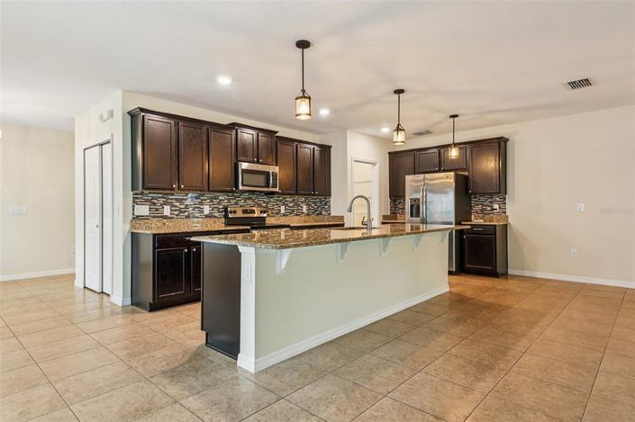 Image No.9-3 Bed House for sale