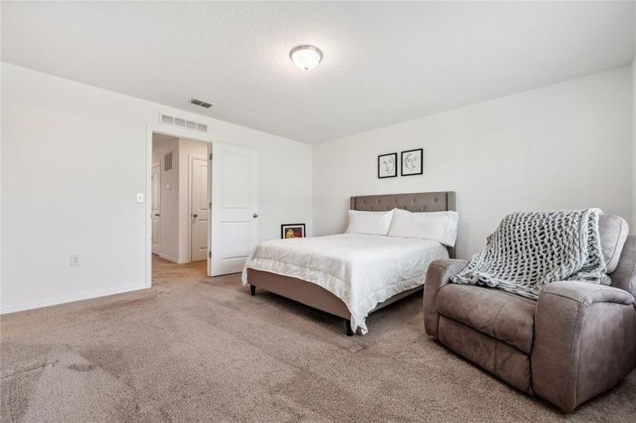 Image No.21-3 Bed Townhouse for sale