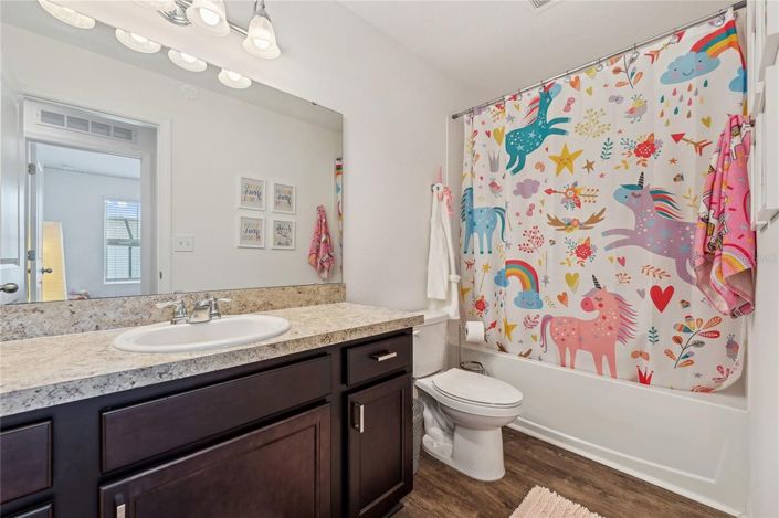 Image No.25-3 Bed Townhouse for sale