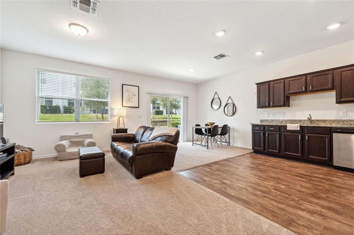 Image No.6-3 Bed Townhouse for sale