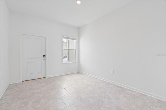 Image No.18-3 Bed Townhouse for sale