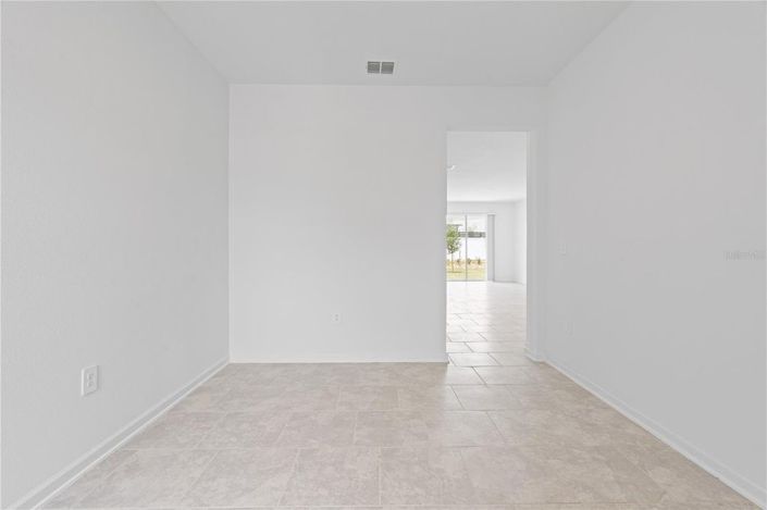 Image No.19-3 Bed Townhouse for sale