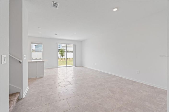 Image No.21-3 Bed Townhouse for sale