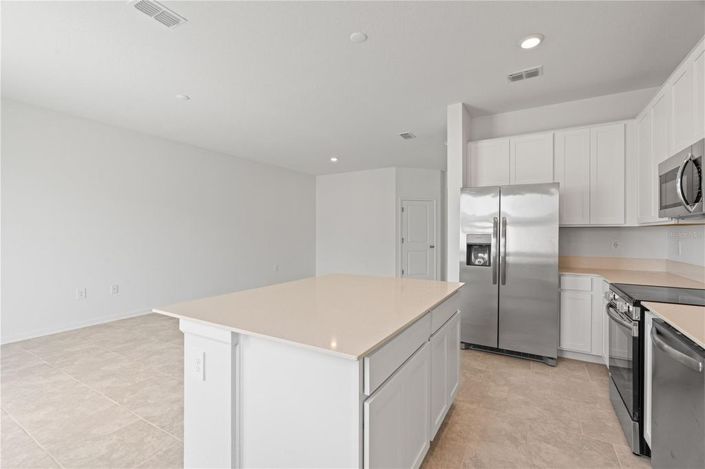 Image No.5-3 Bed Townhouse for sale