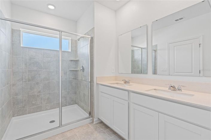 Image No.9-3 Bed Townhouse for sale