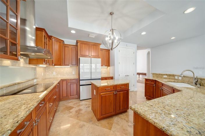 Image No.14-5 Bed House for sale