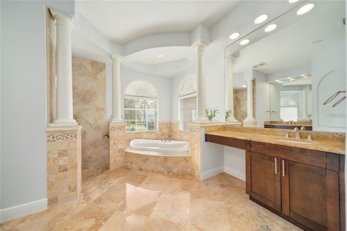 Image No.23-5 Bed House for sale