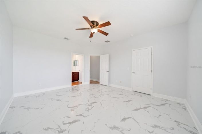 Image No.32-5 Bed House for sale