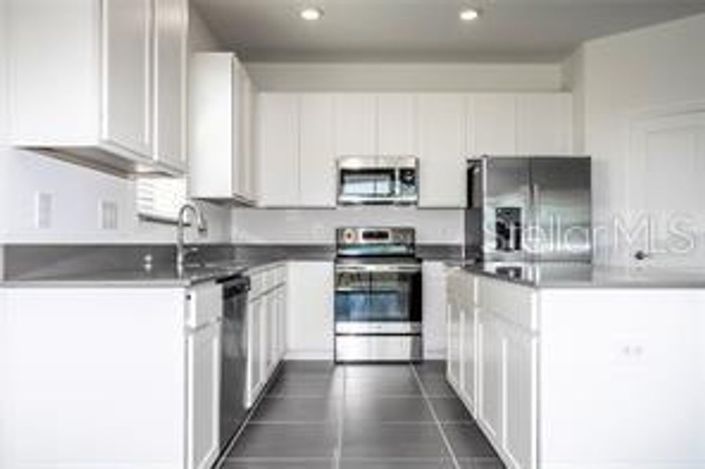 Image No.13-3 Bed House for sale