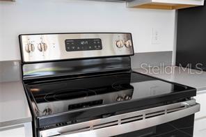 Image No.15-3 Bed House for sale