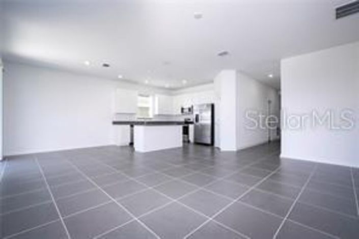 Image No.9-3 Bed House for sale