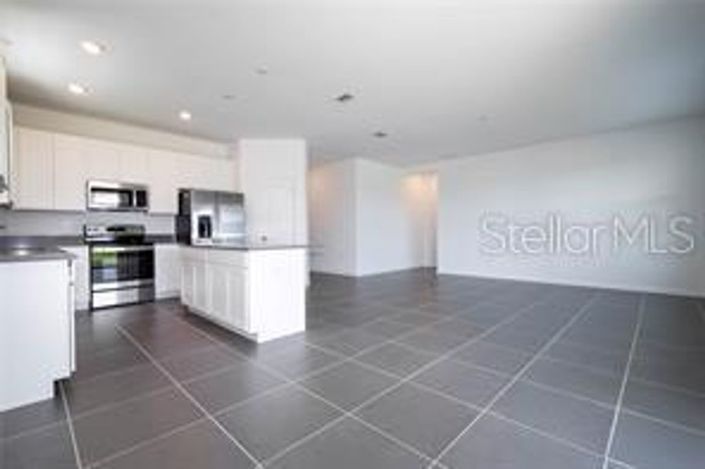 Image No.10-3 Bed House for sale