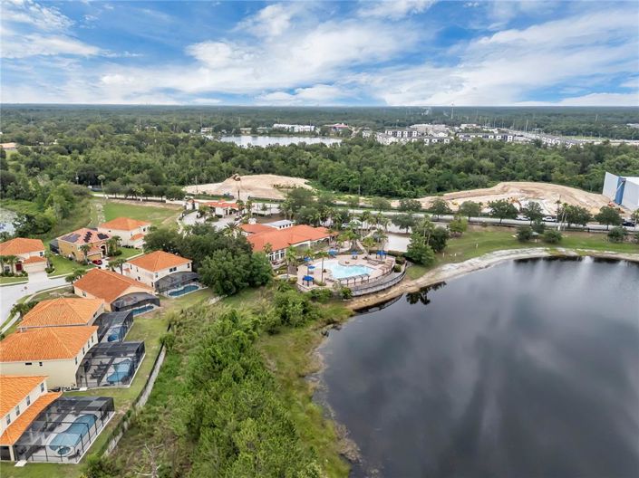 Image No.2-6 Bed House for sale