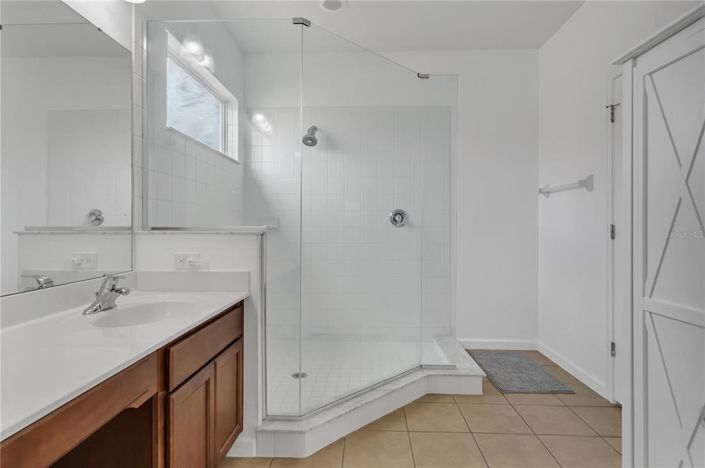 Image No.32-6 Bed House for sale