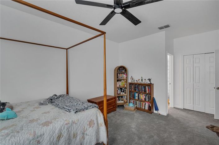 Image No.41-6 Bed House for sale