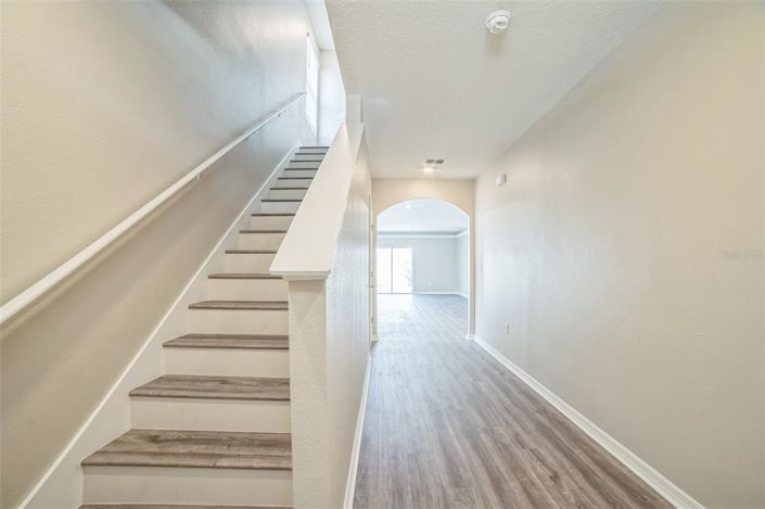 Image No.10-5 Bed House for sale