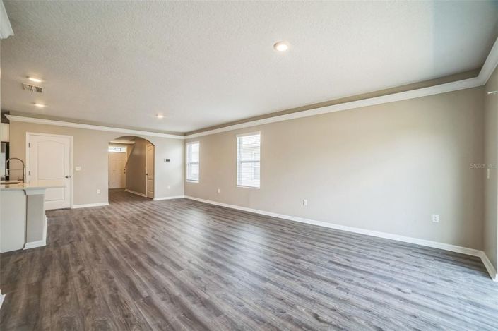 Image No.22-5 Bed House for sale