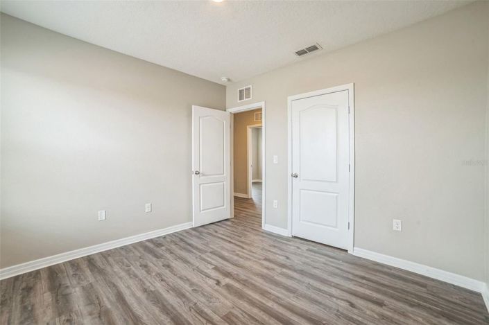 Image No.39-5 Bed House for sale