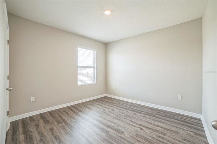 Image No.49-5 Bed House for sale