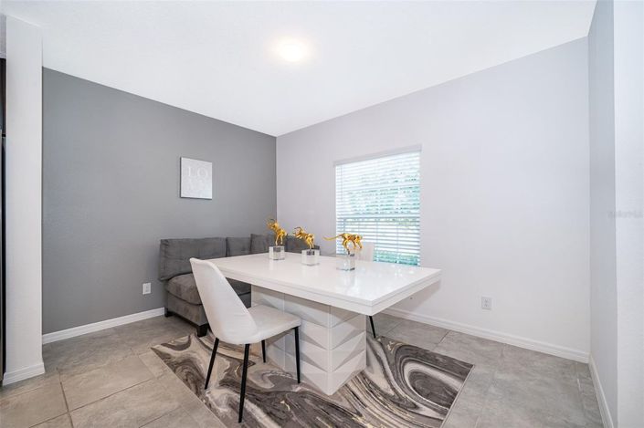 Image No.6-3 Bed Townhouse for sale