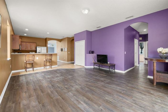 Image No.18-4 Bed House for sale