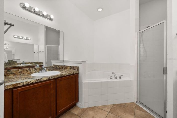 Image No.19-4 Bed House for sale