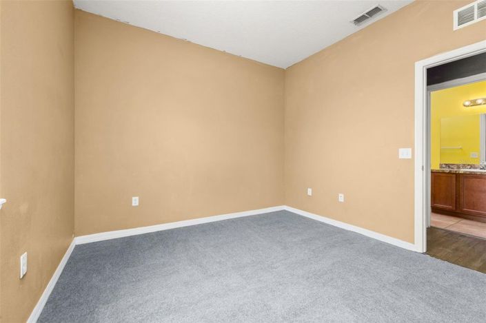 Image No.30-4 Bed House for sale