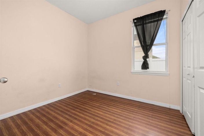 Image No.35-4 Bed House for sale