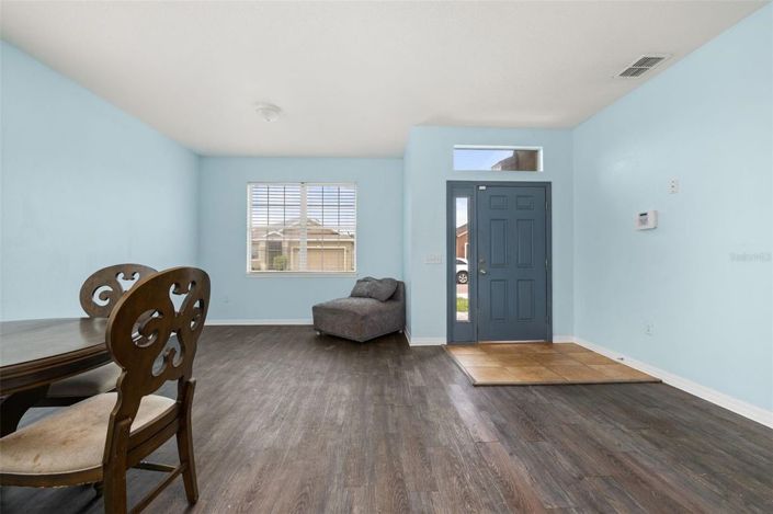 Image No.8-4 Bed House for sale