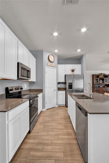 Image No.6-3 Bed House for sale