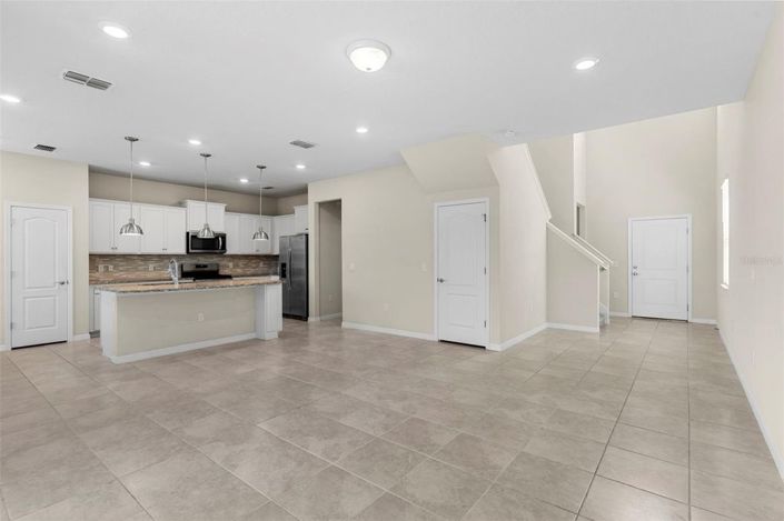 Image No.10-5 Bed House for sale