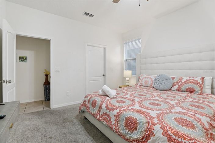 Image No.19-7 Bed House for sale