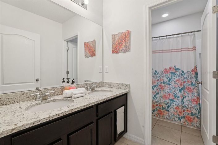 Image No.37-7 Bed House for sale