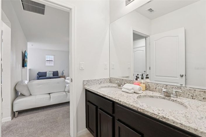 Image No.38-7 Bed House for sale