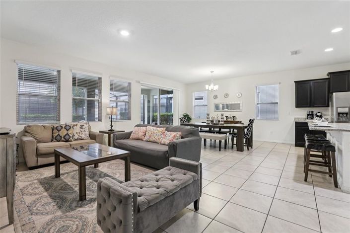 Image No.5-7 Bed House for sale