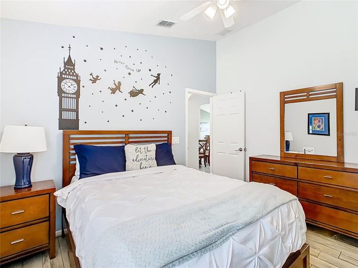 Image No.11-5 Bed House for sale