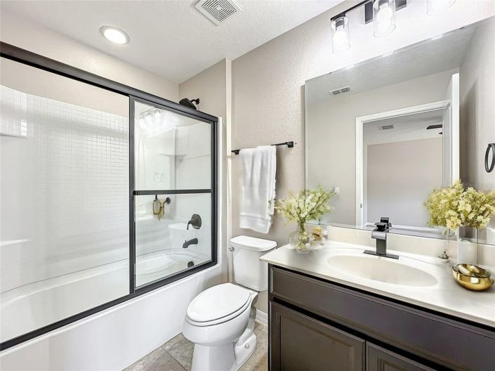 Image No.18-5 Bed House for sale