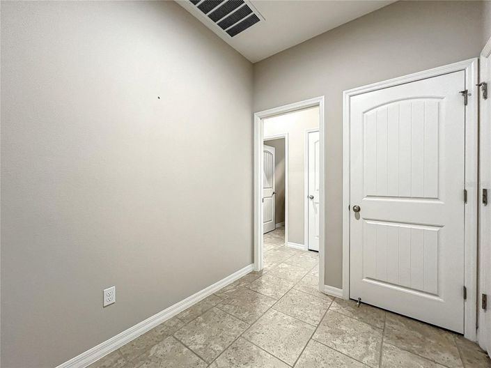 Image No.24-5 Bed House for sale