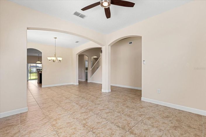 Image No.5-5 Bed House for sale